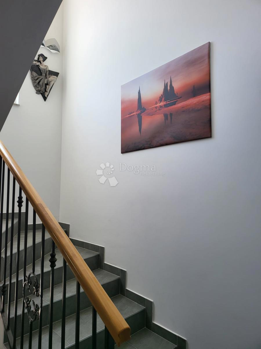 Hiša Donja Jagodnja, Polača, 280m2