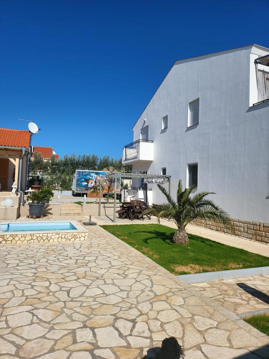 Hiša Donja Jagodnja, Polača, 280m2