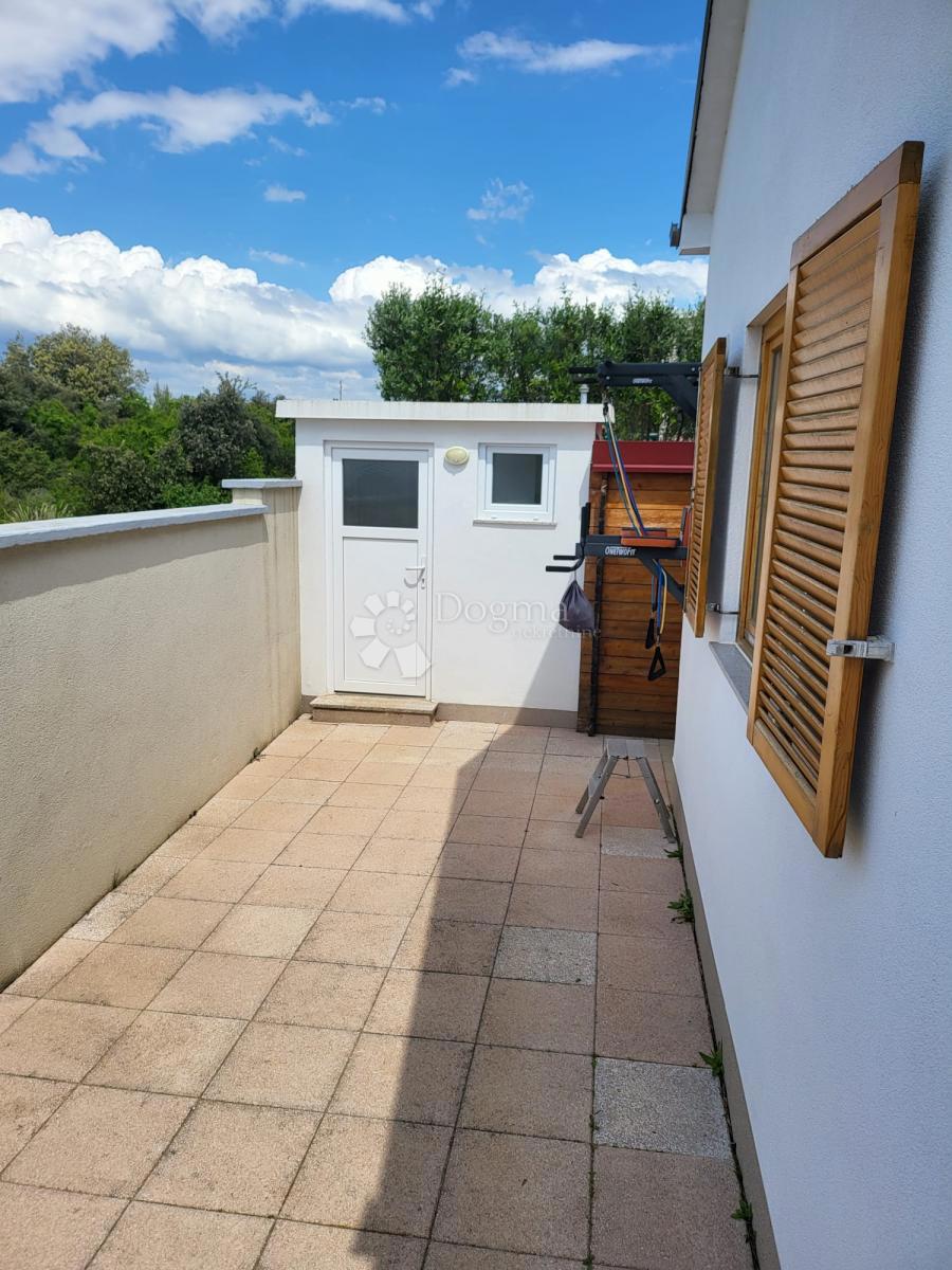 Hiša Donja Jagodnja, Polača, 280m2