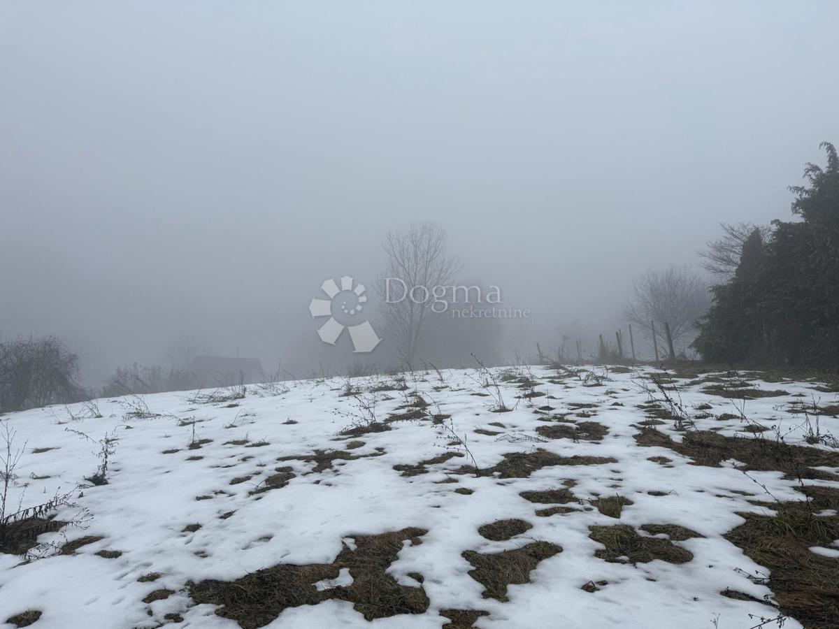 Zazidljivo zemljišče Varaždin Breg, Gornji Kneginec, 5.215m2