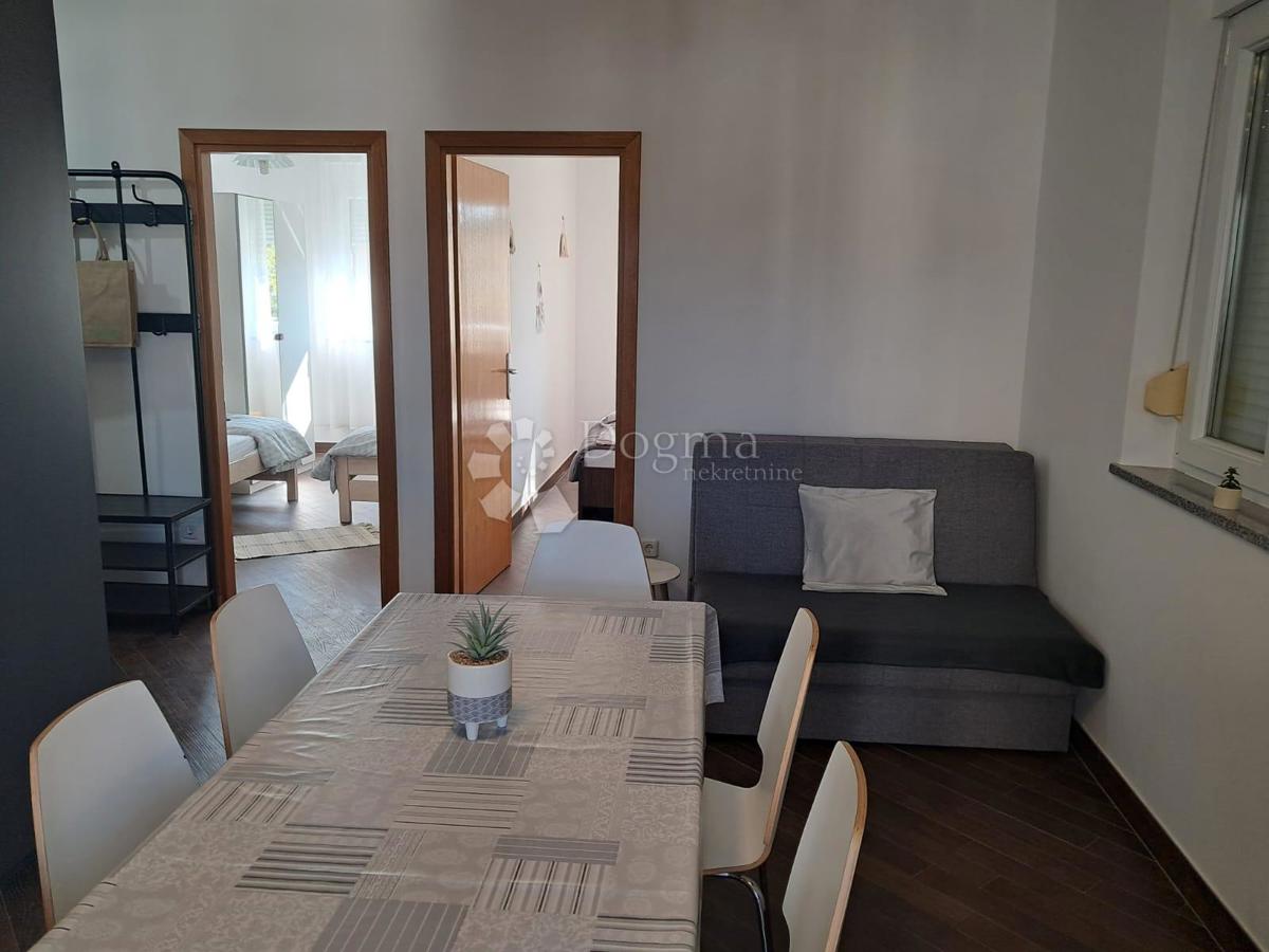 Apartma Cesarica, Karlobag, 60m2