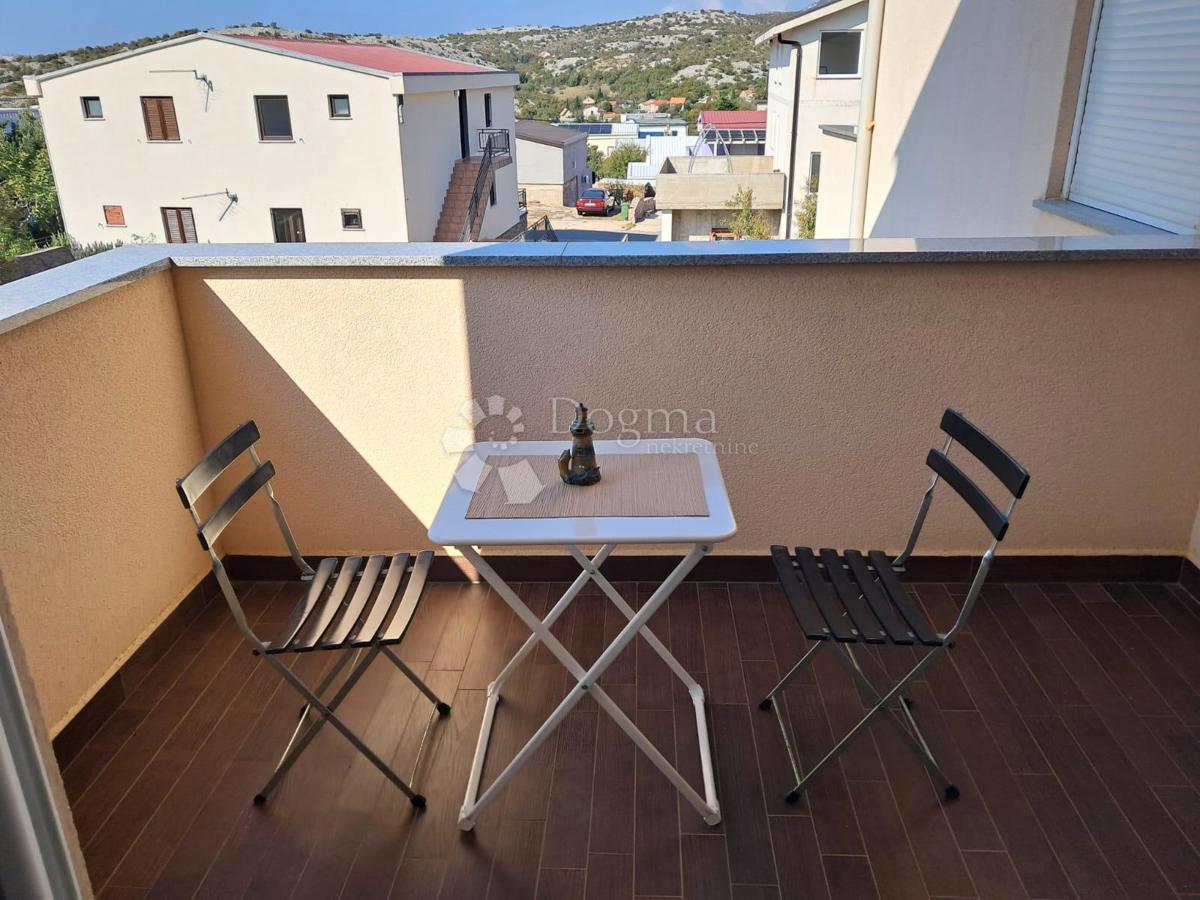 Apartma Cesarica, Karlobag, 60m2