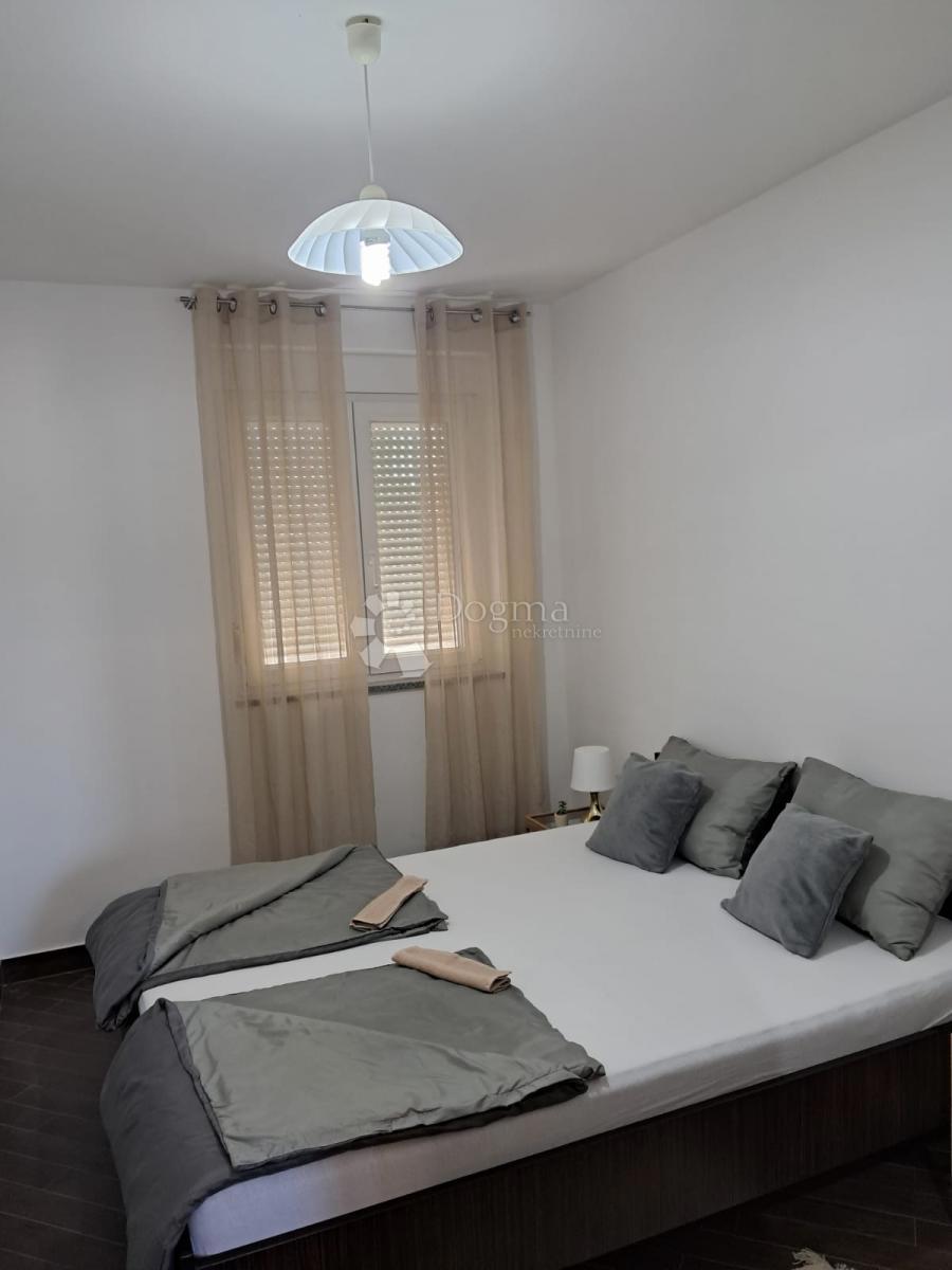 Apartma Cesarica, Karlobag, 60m2