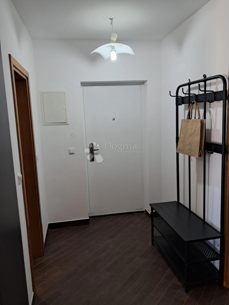 Apartma Cesarica, Karlobag, 60m2