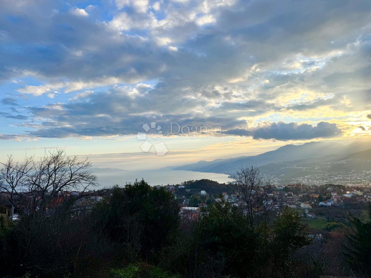 Zazidljivo zemljišče Kastav, 775m2