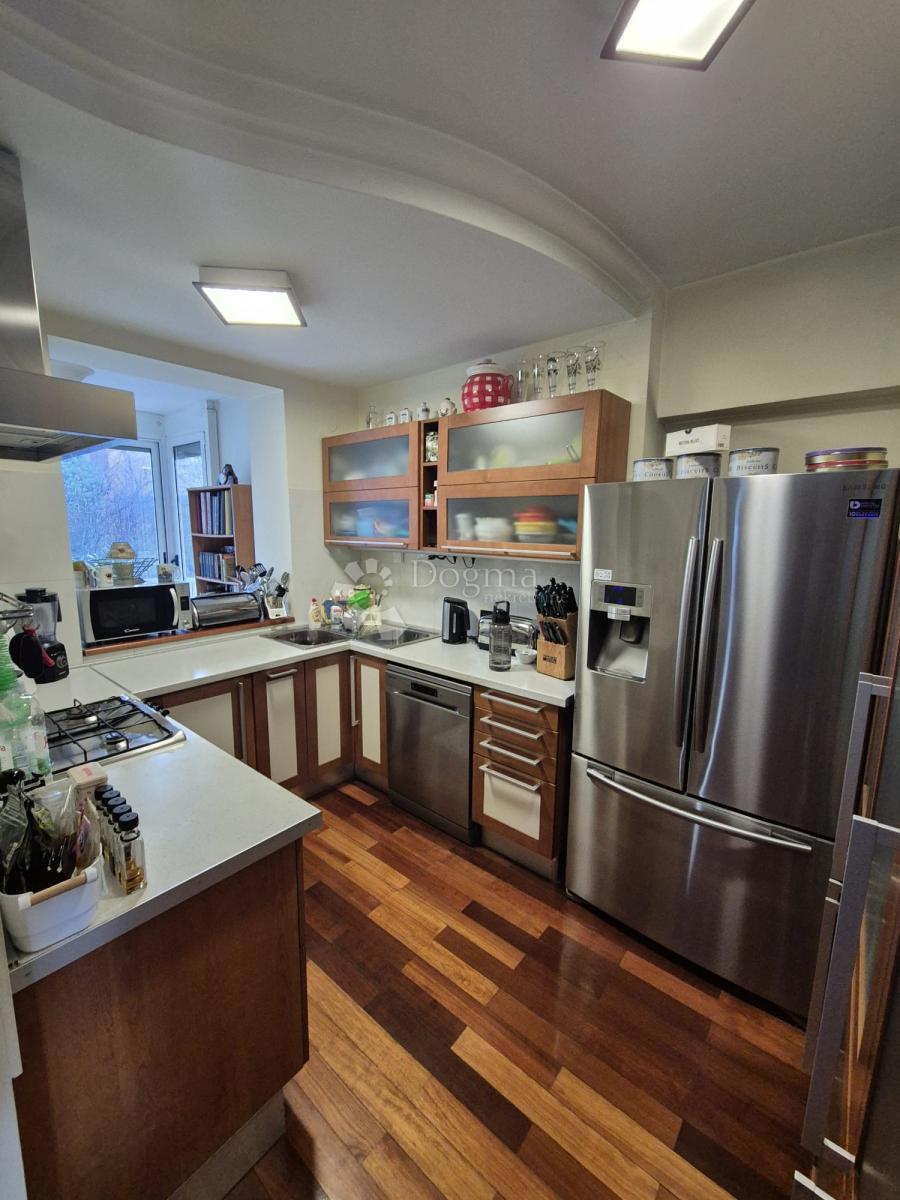 Stanovanje Zapruđe, Novi Zagreb - Istok, 225m2