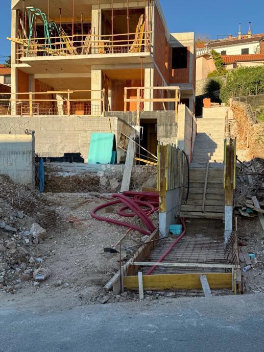 Hiša Crikvenica, 298m2