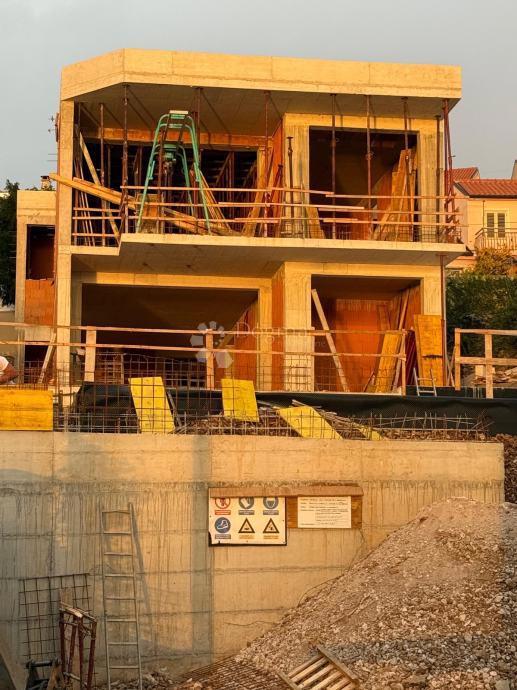 Hiša Crikvenica, 298m2