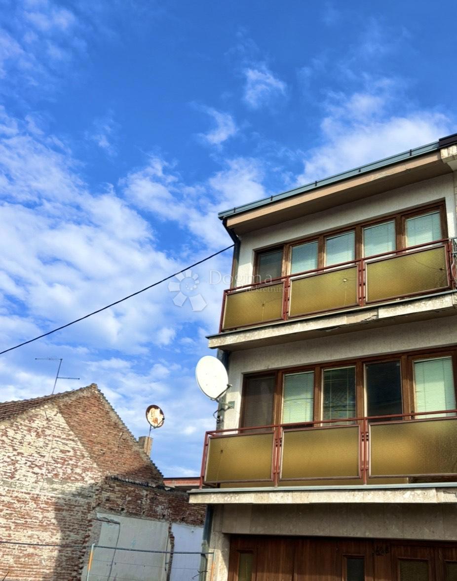 Hiša Donji grad, Osijek, 160m2