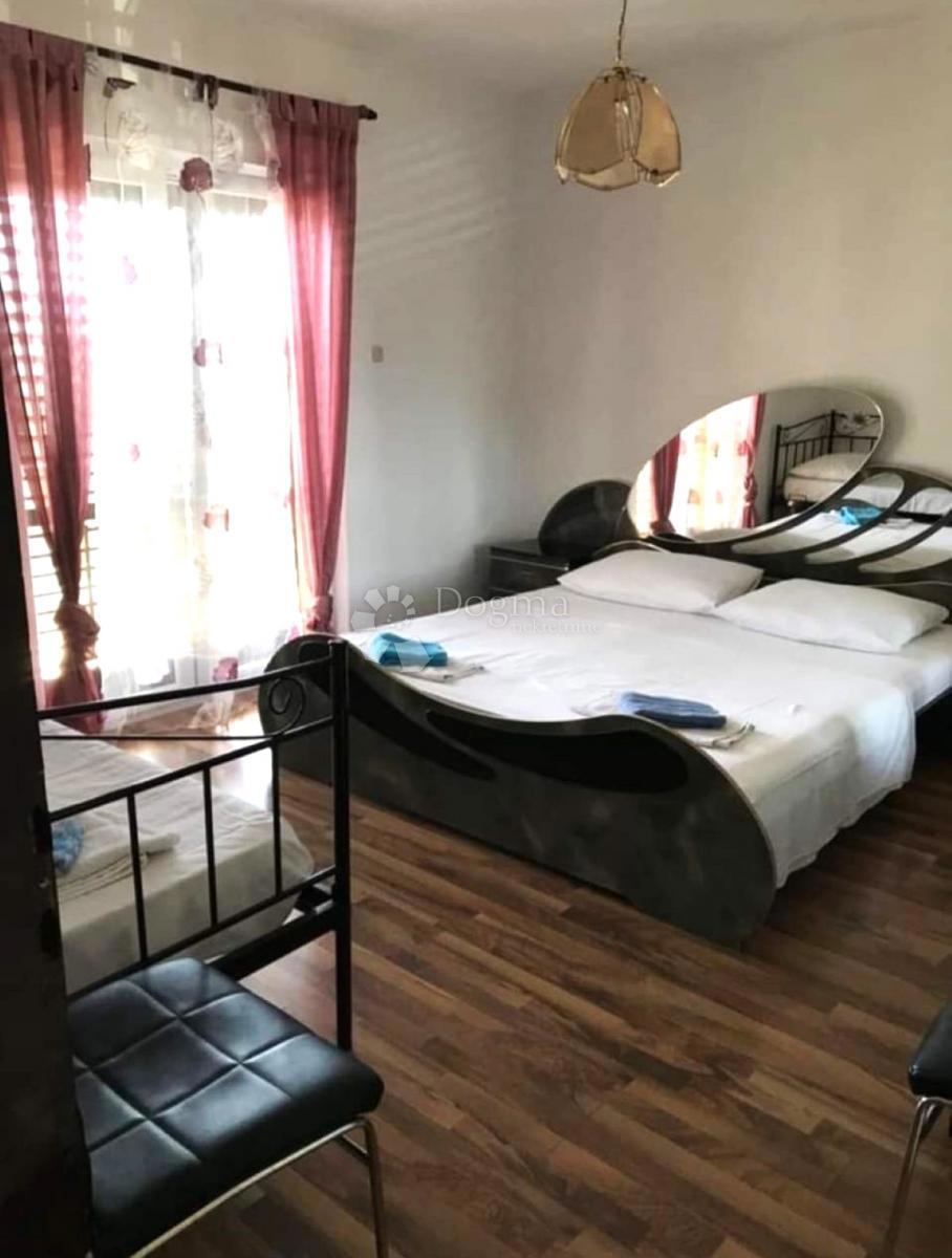 Stanovanje Podgora, 89,96m2