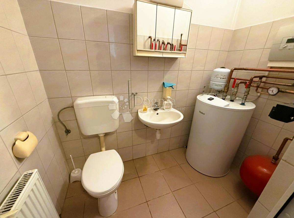 Poslovni prostor Bartolovec, Trnovec Bartolovečki, 264,63m2