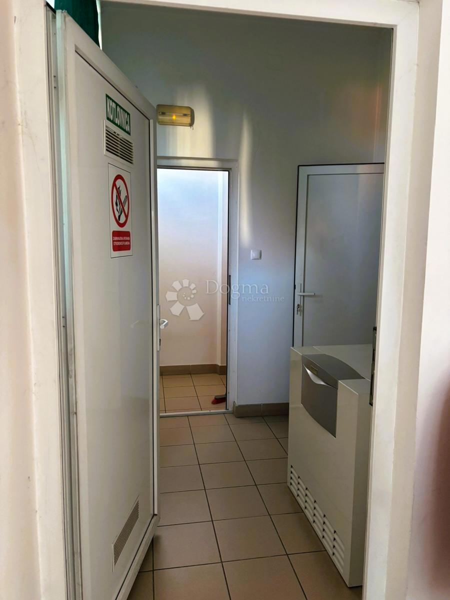 Poslovni prostor Bartolovec, Trnovec Bartolovečki, 264,63m2