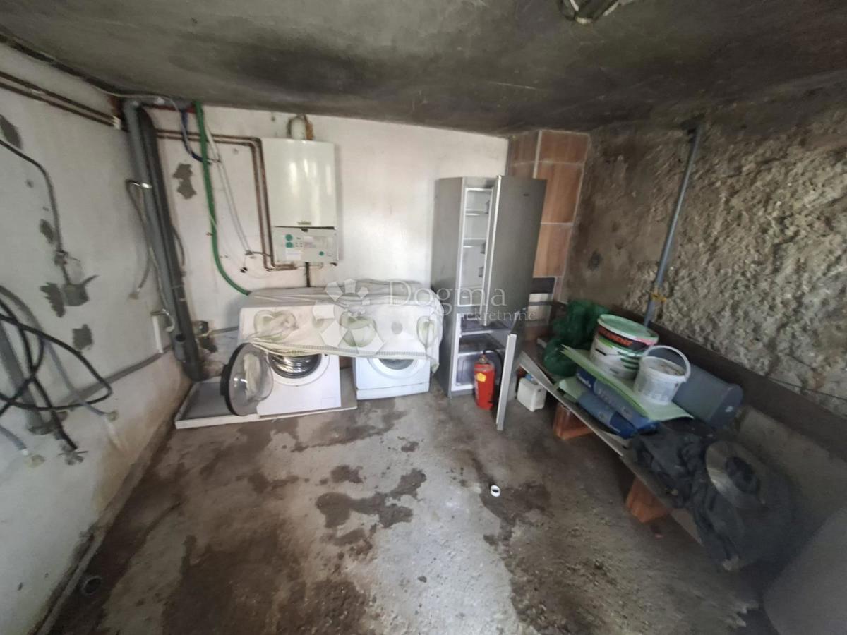 Hiša Jalševec Nartski, Rugvica, 200m2