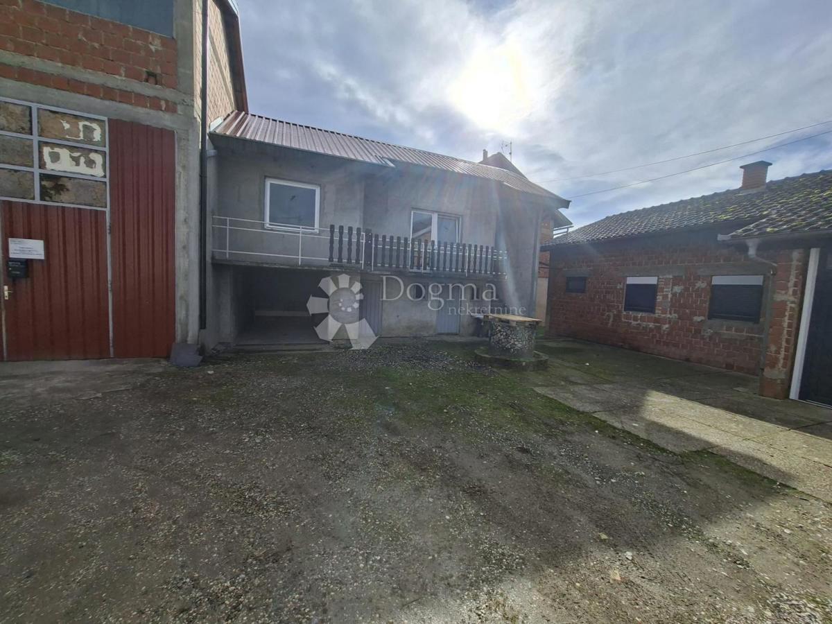 Hiša Jalševec Nartski, Rugvica, 200m2