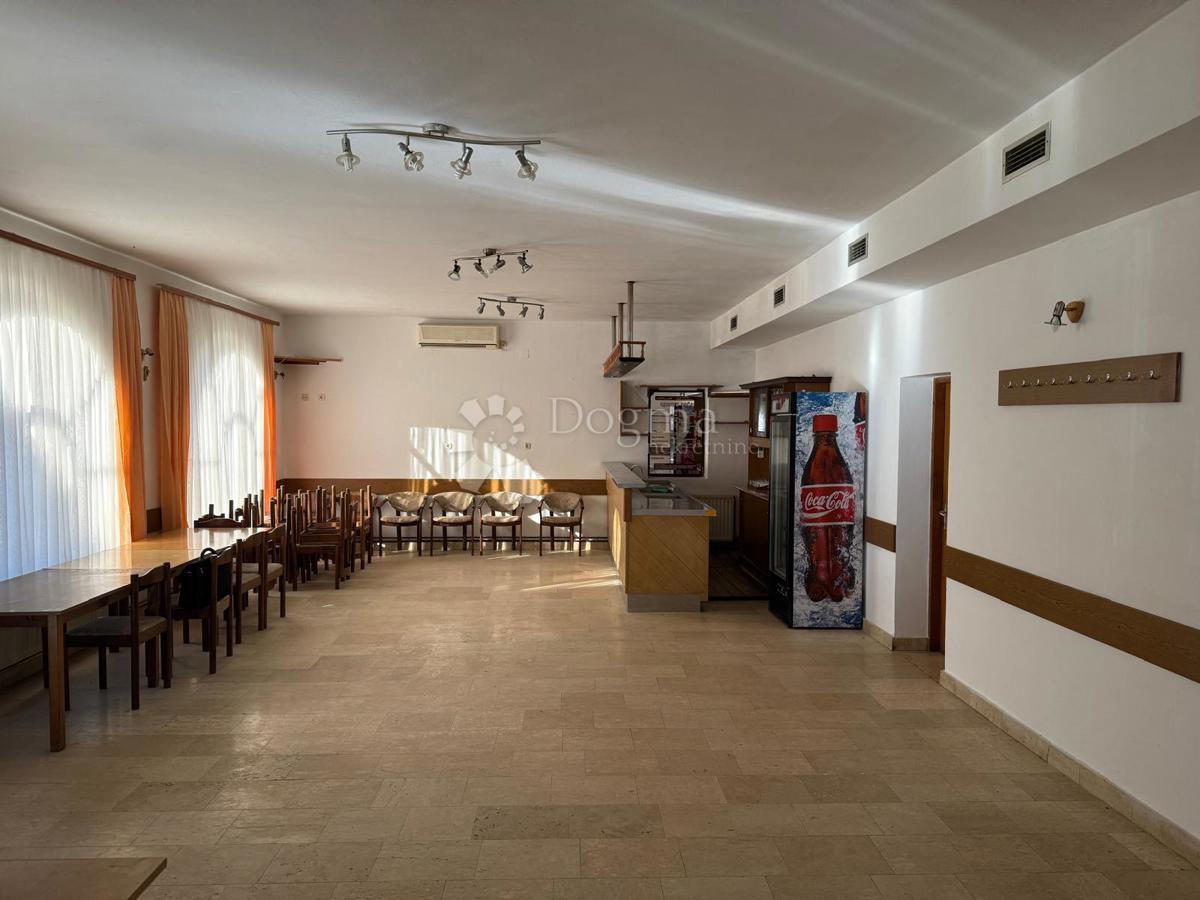 Poslovni prostor Ivanec, 372m2