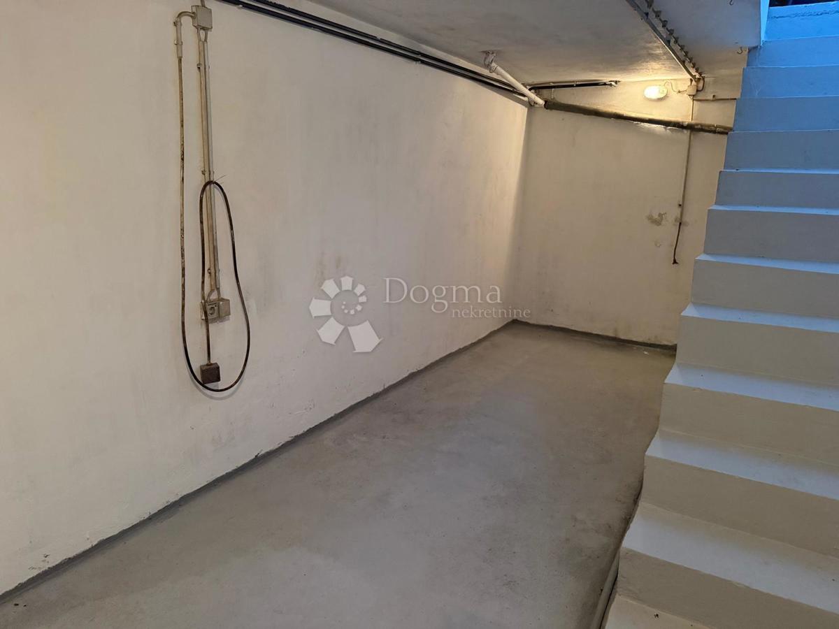 Poslovni prostor Ivanec, 372m2