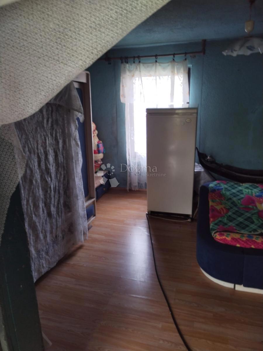 Hiša Donje Mekušje, Karlovac - Okolica, 1.233m2