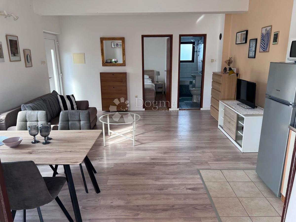 Hiša Mulo, Vrsi, 398,58m2