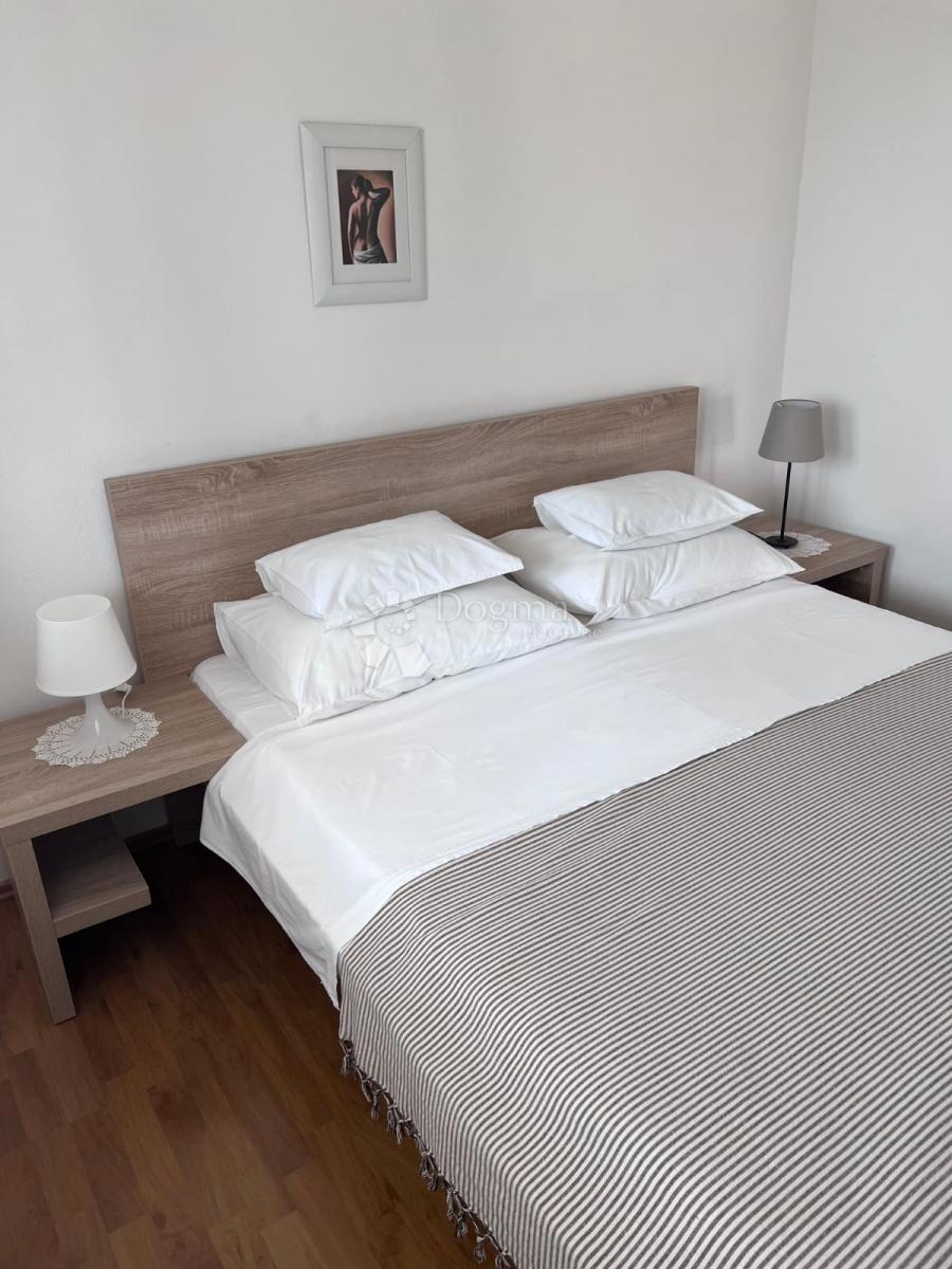 Hiša Mulo, Vrsi, 398,58m2