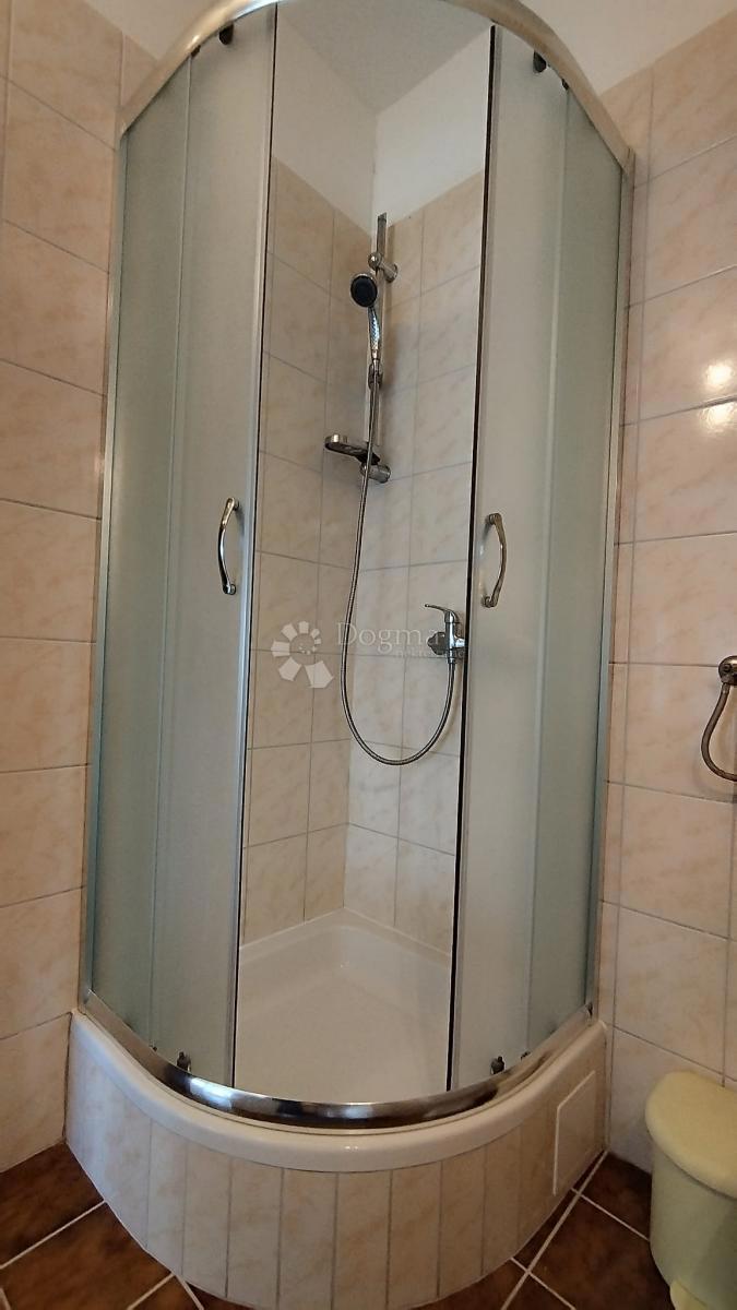 Hiša Mulo, Vrsi, 398,58m2