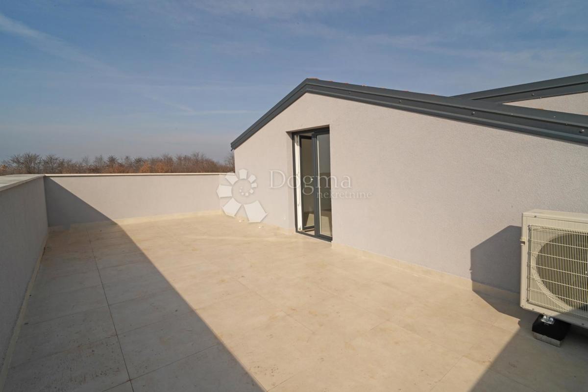 Stanovanje Poreč, 76m2