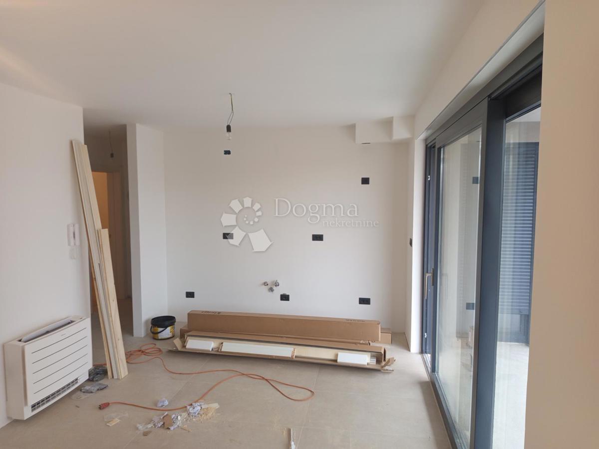 Stanovanje Valdebek, Pula, 57m2