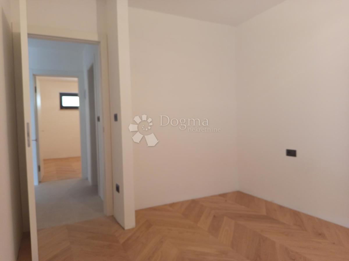 Stanovanje Valdebek, Pula, 57m2