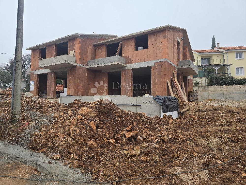 Hiša Hlapa, Dobrinj, 140m2