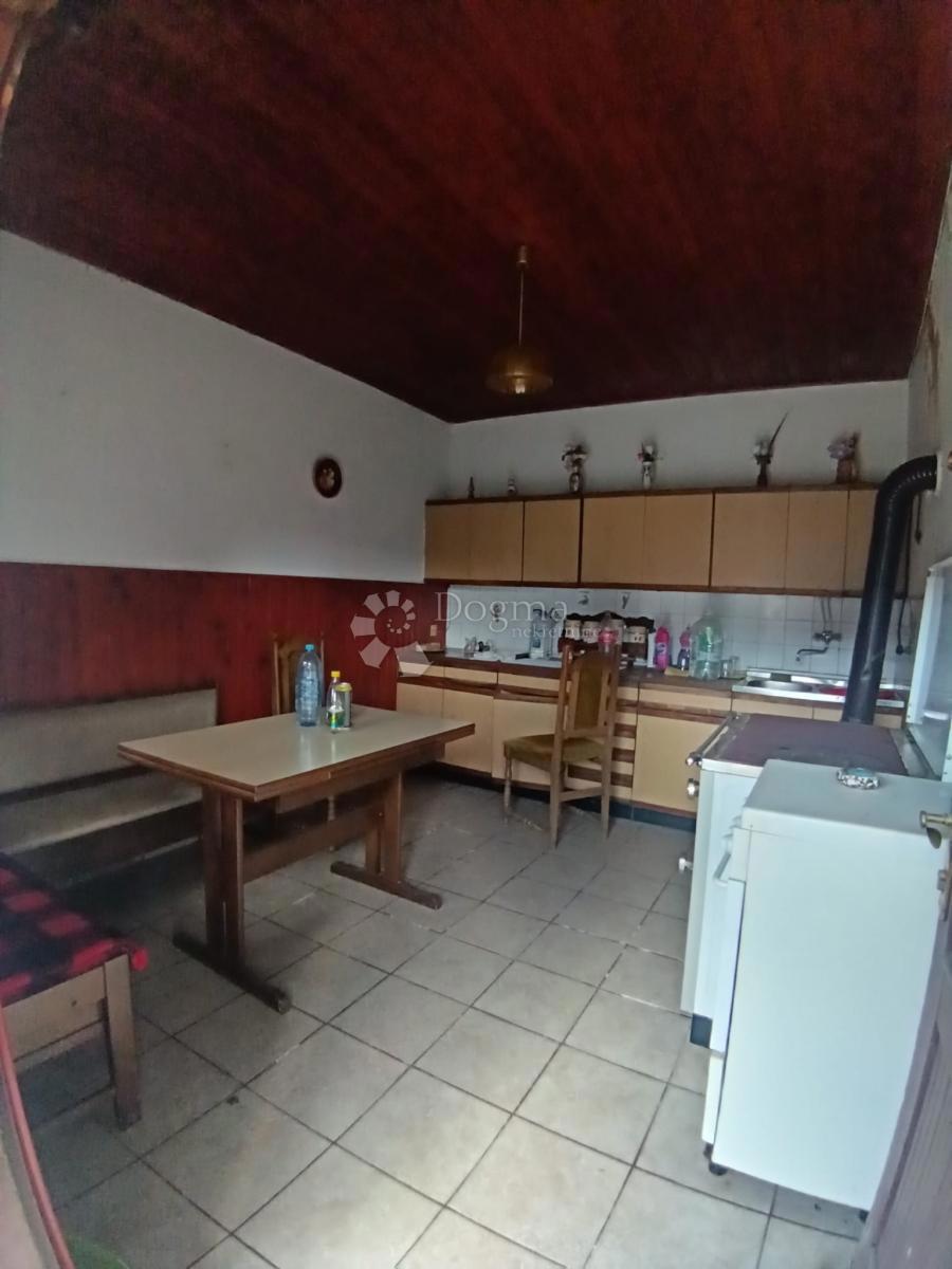 Hiša Zrinj Lukački, Lukač, 100m2