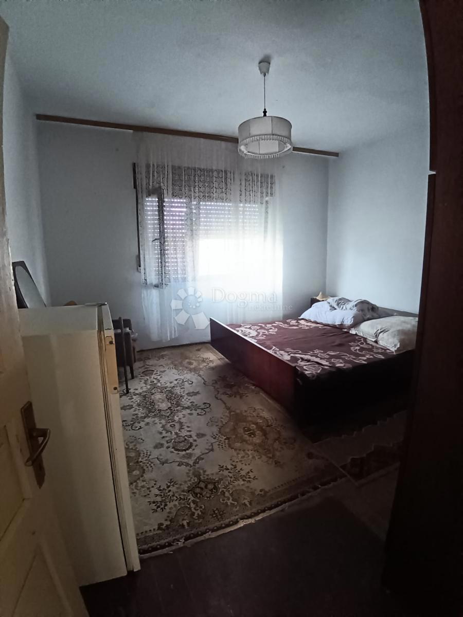 Hiša Zrinj Lukački, Lukač, 100m2