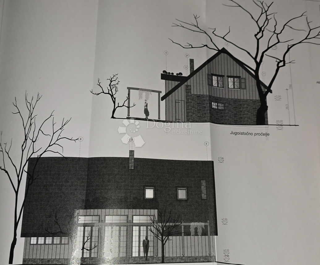 Hiša Ravna Gora, 307m2