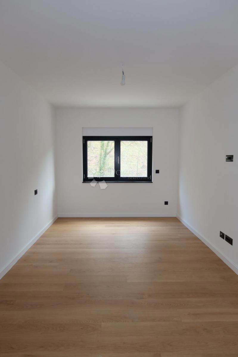 Stanovanje Jelenovac, Črnomerec, 11m2