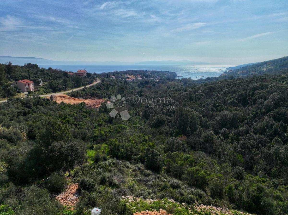 Zemljišče, gradbeno dovoljenje in fantastičen razgled