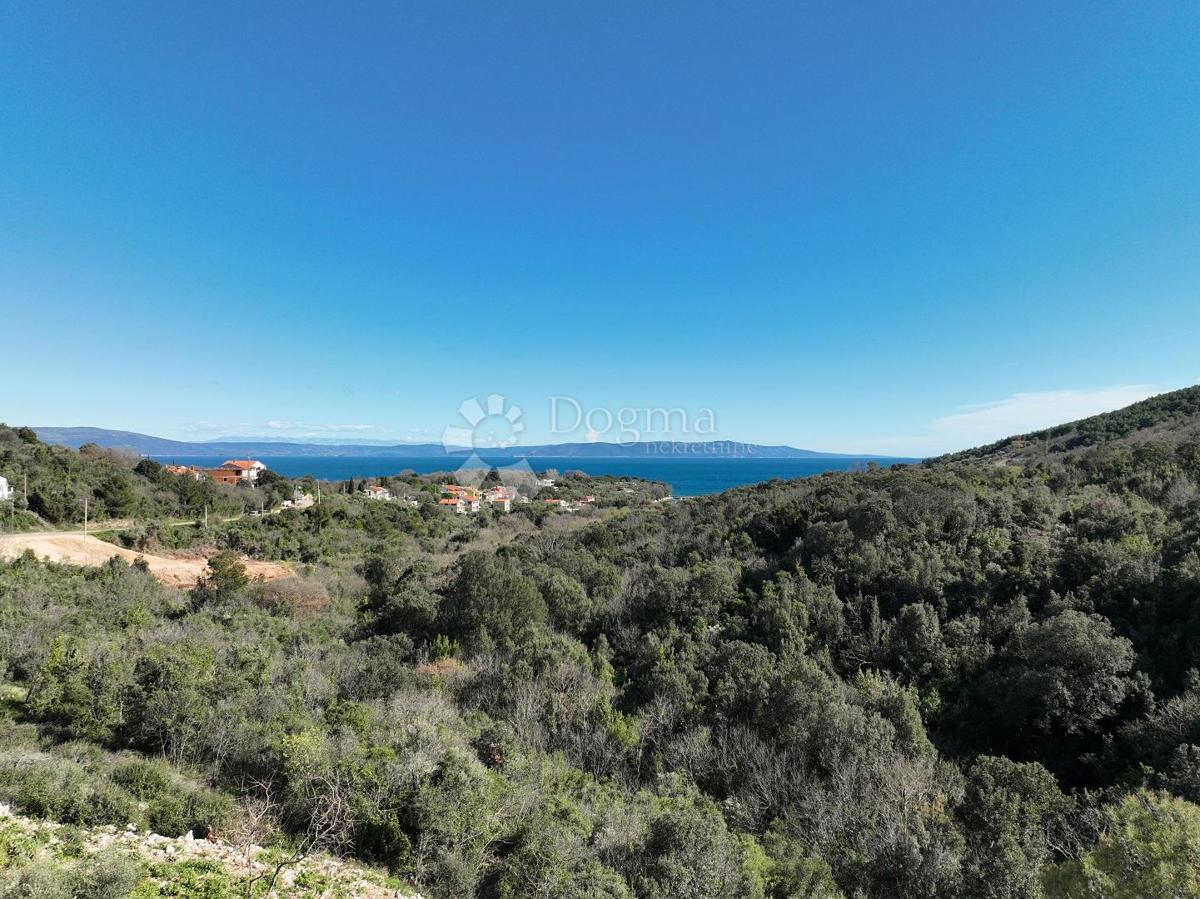 Zemljišče, gradbeno dovoljenje in fantastičen razgled