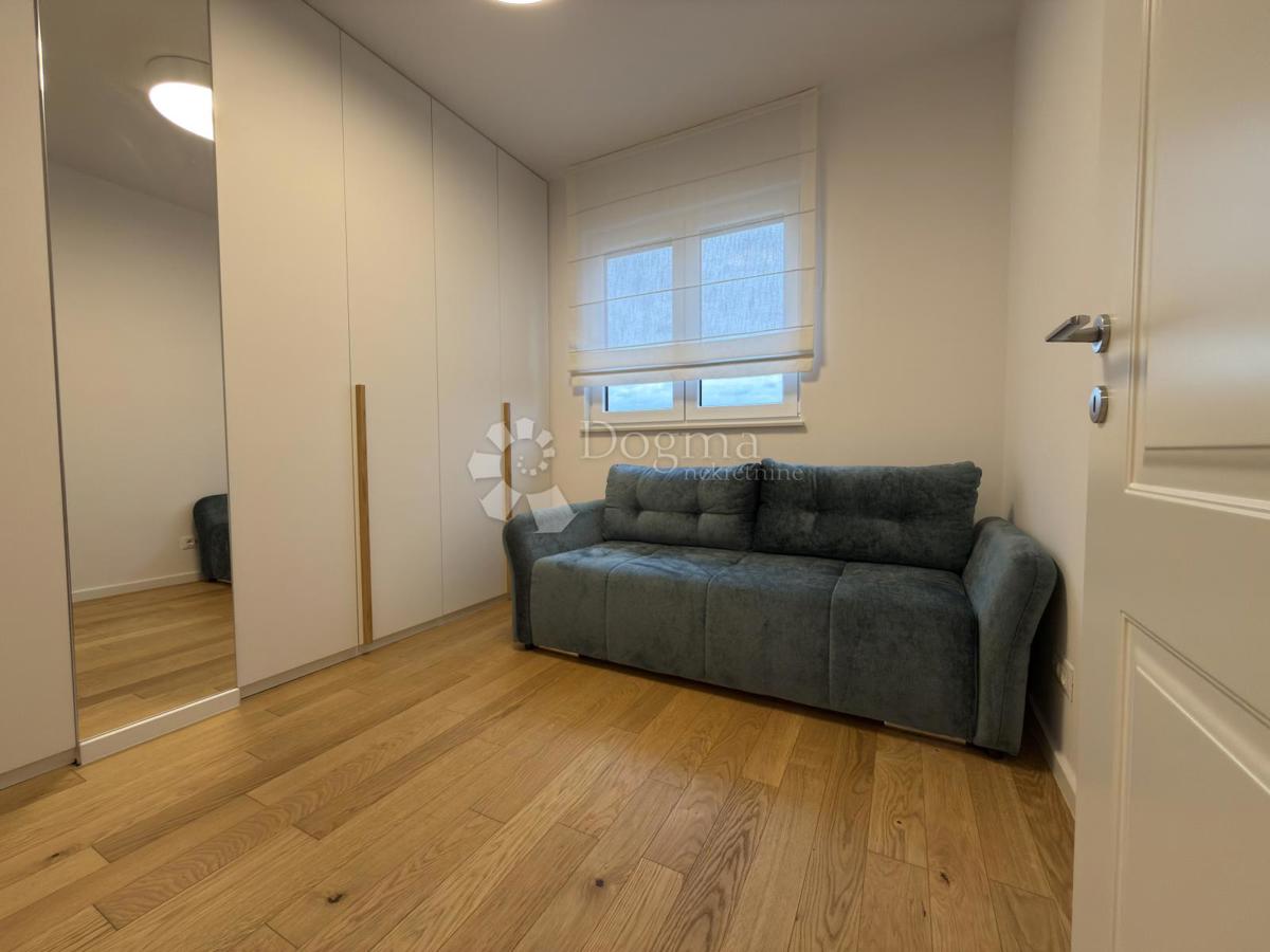 Stanovanje Sesvetski Kraljevec, Sesvete, 129m2