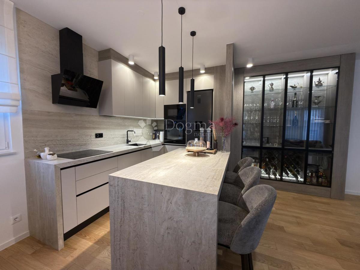 Stanovanje Sesvetski Kraljevec, Sesvete, 129m2