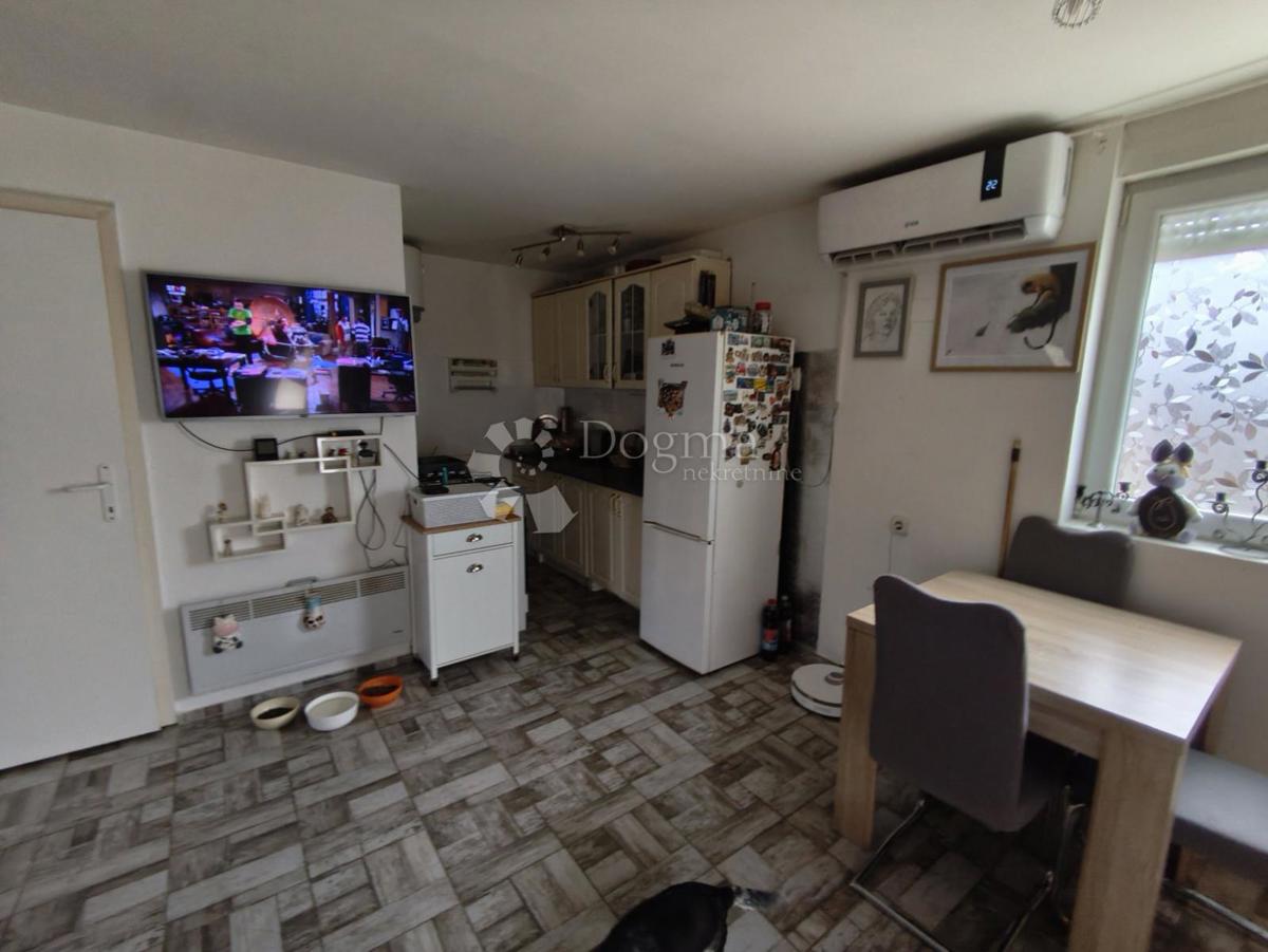 Hiša Jug II, Osijek, 65m2