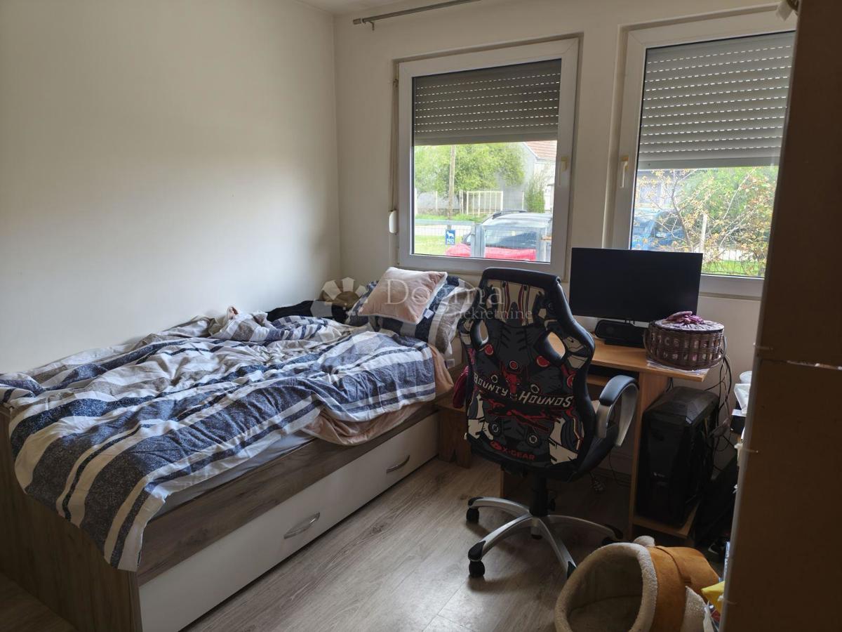 Hiša Jug II, Osijek, 65m2