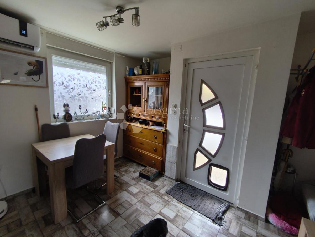 Hiša Jug II, Osijek, 65m2