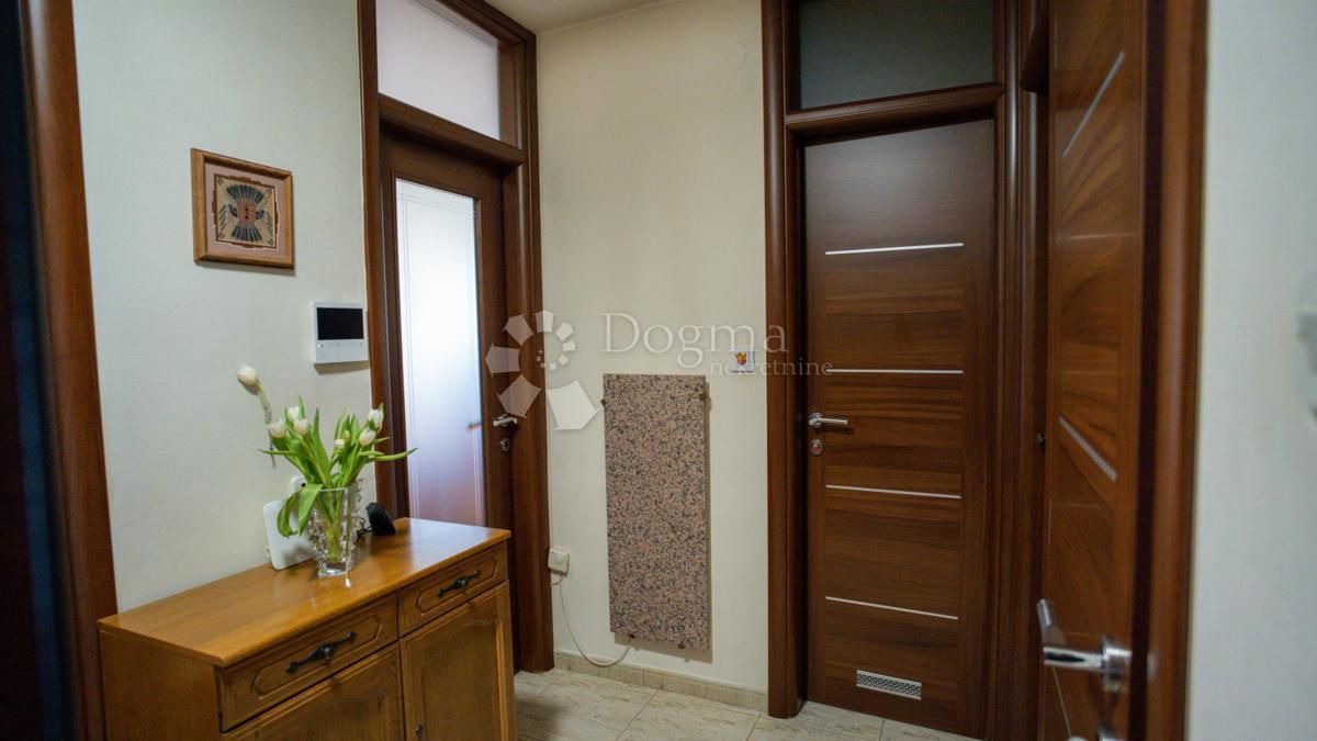 Stanovanje Rovinj, 75m2