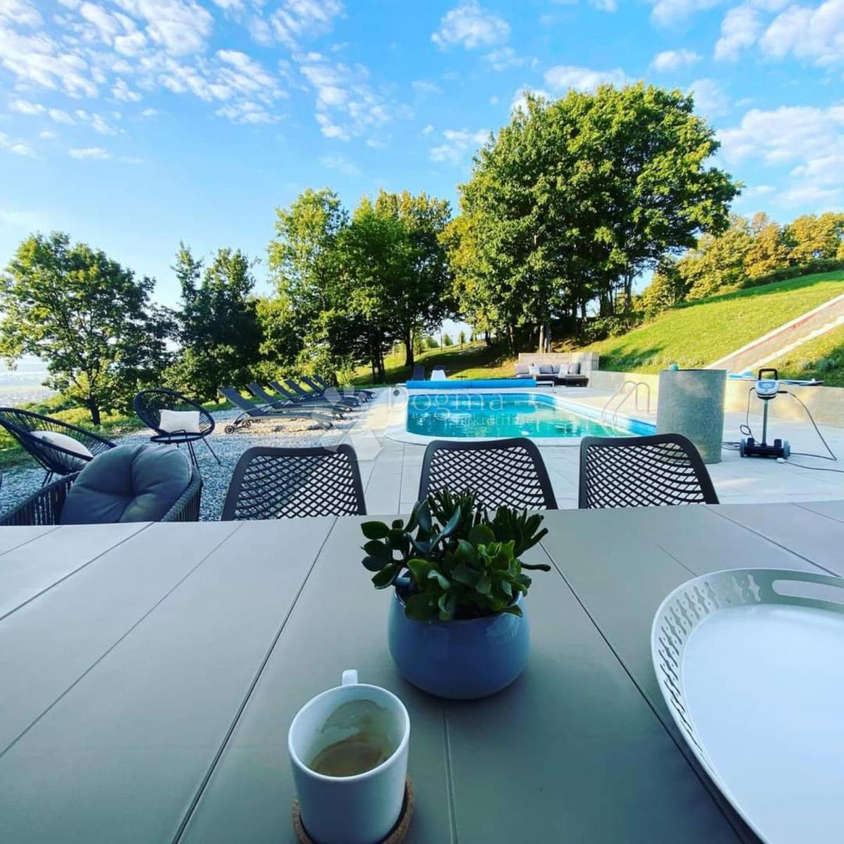 Hiša Kujnik, Oriovac, 130m2