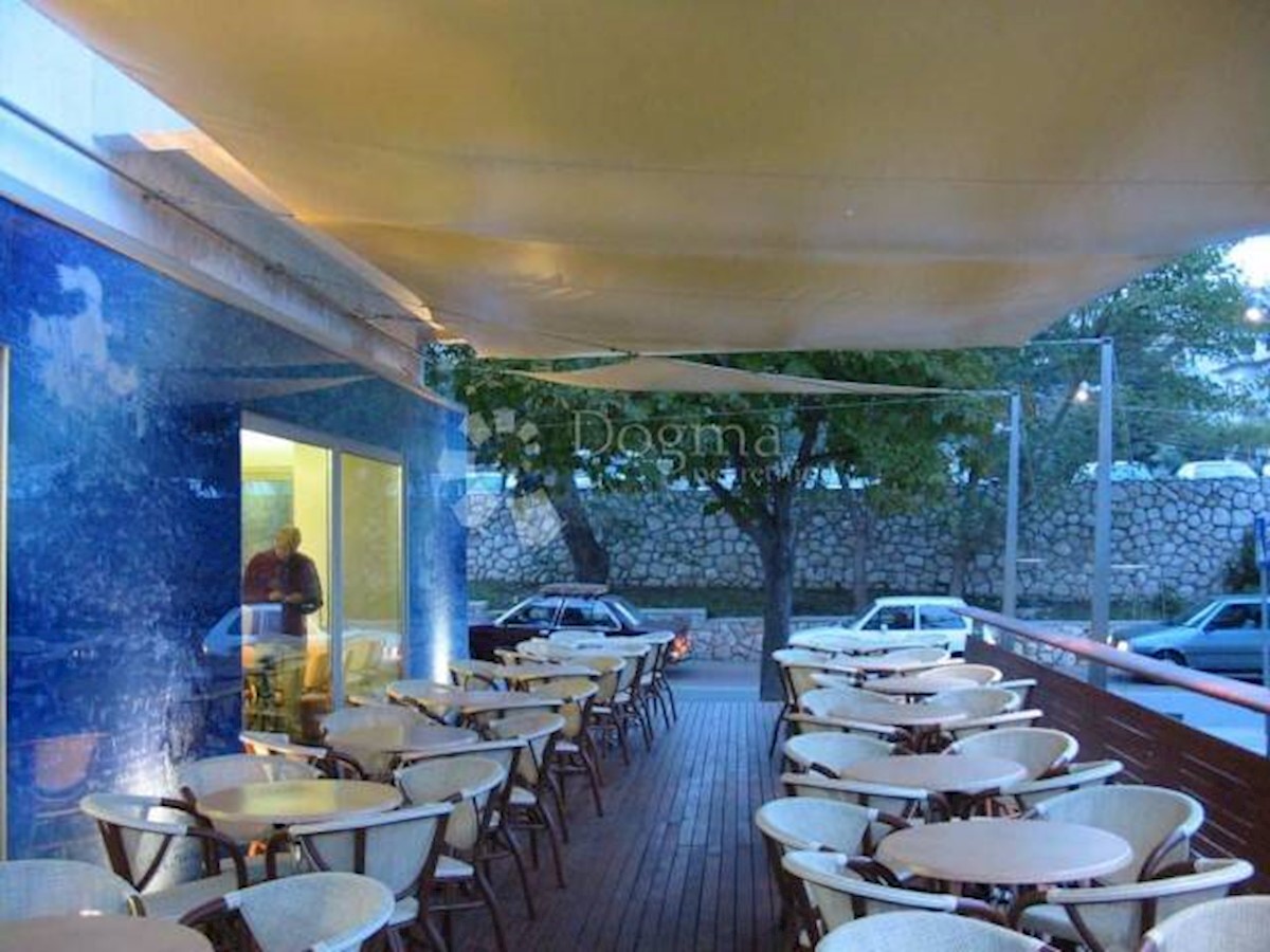 Poslovni prostor Novi Vinodolski, 73m2