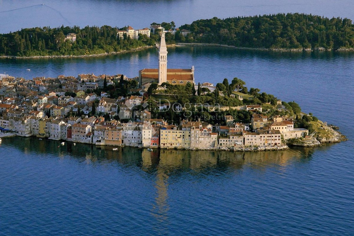 Poslovni prostor Rovinj, 392m2