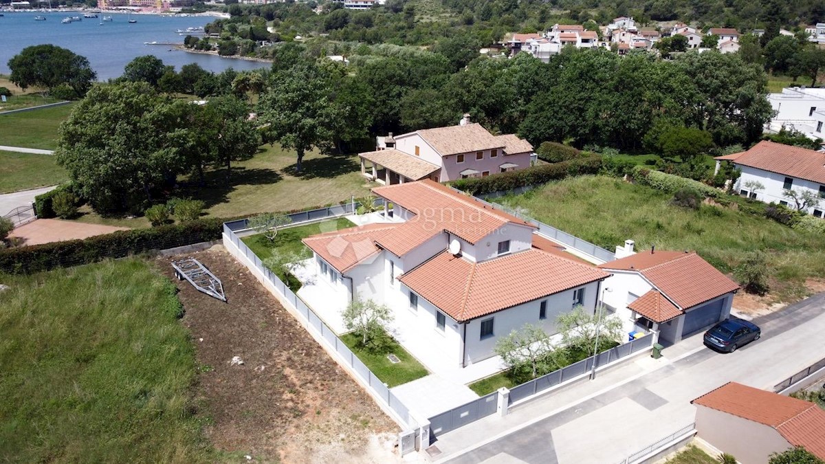 Hiša Banjole, Medulin, Volme , 273m2
