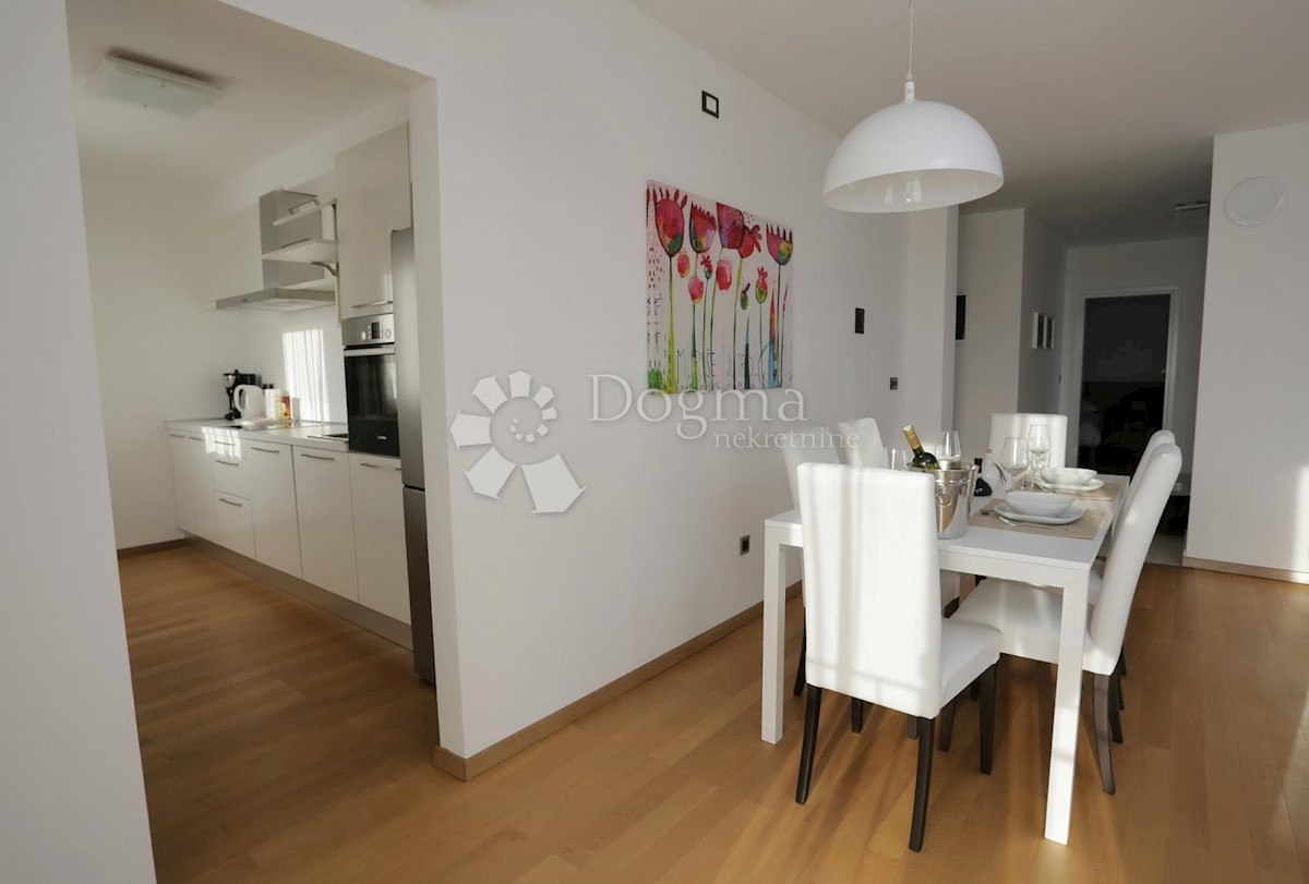 Apartma Povile, Novi Vinodolski, 108,42m2