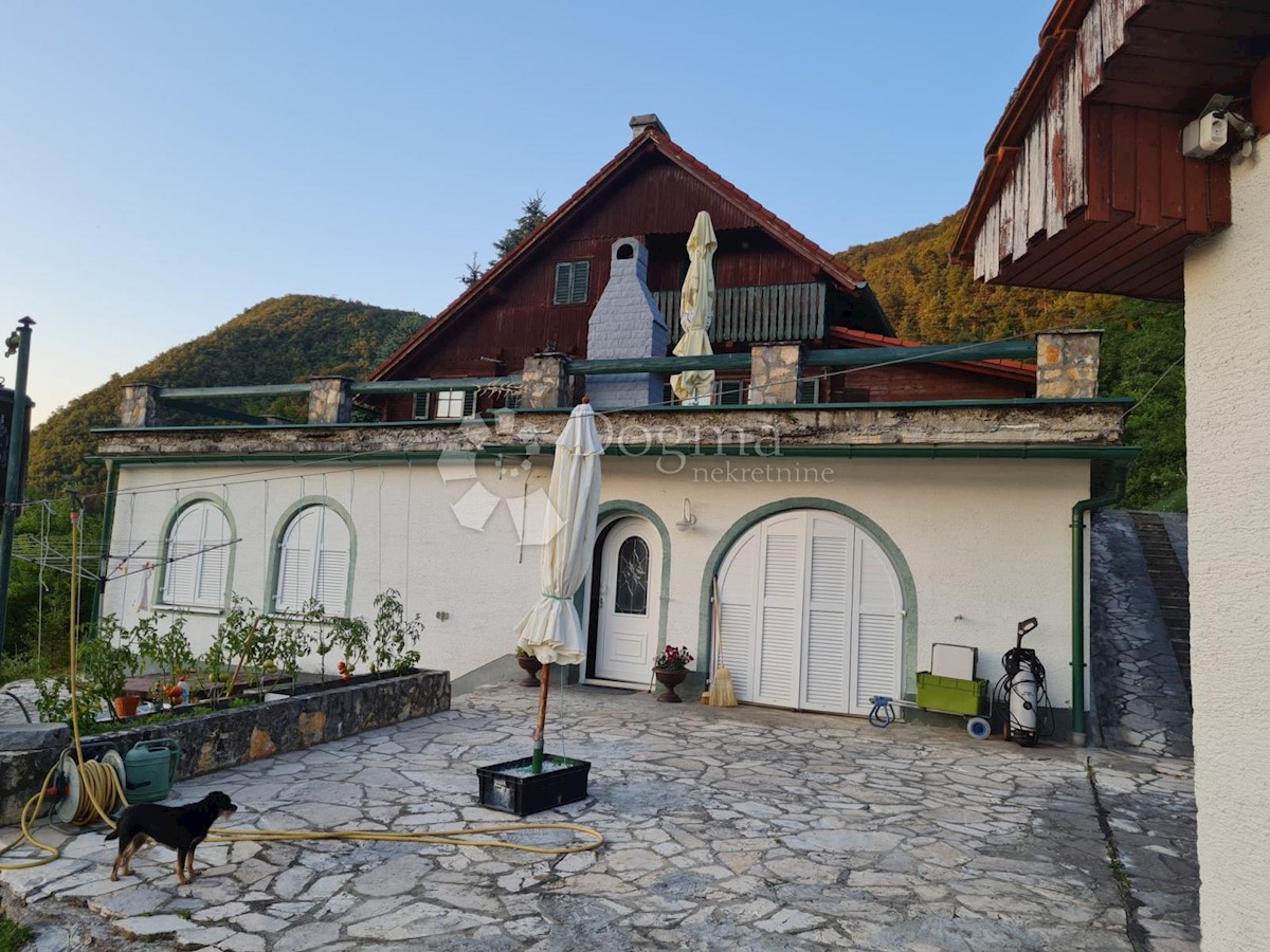 Hiša Brod Moravice, 350m2