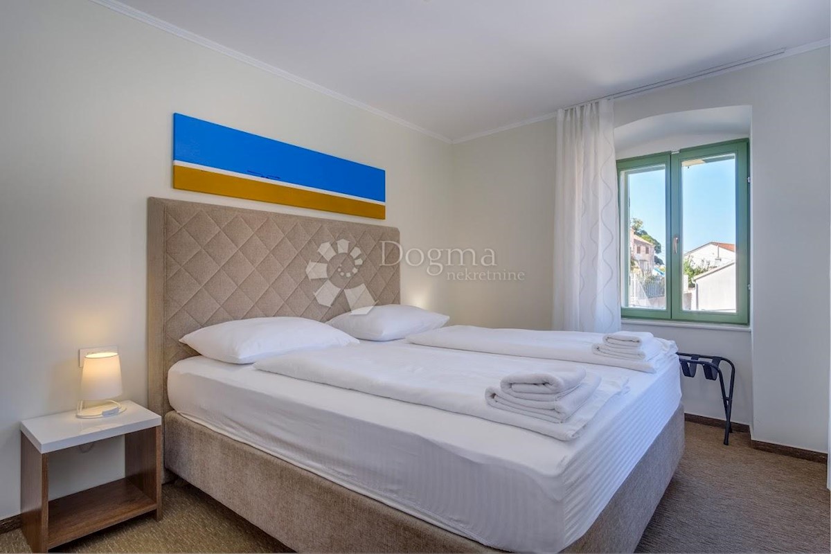 Hotel Veli Lošinj, Mali Lošinj, 700m2