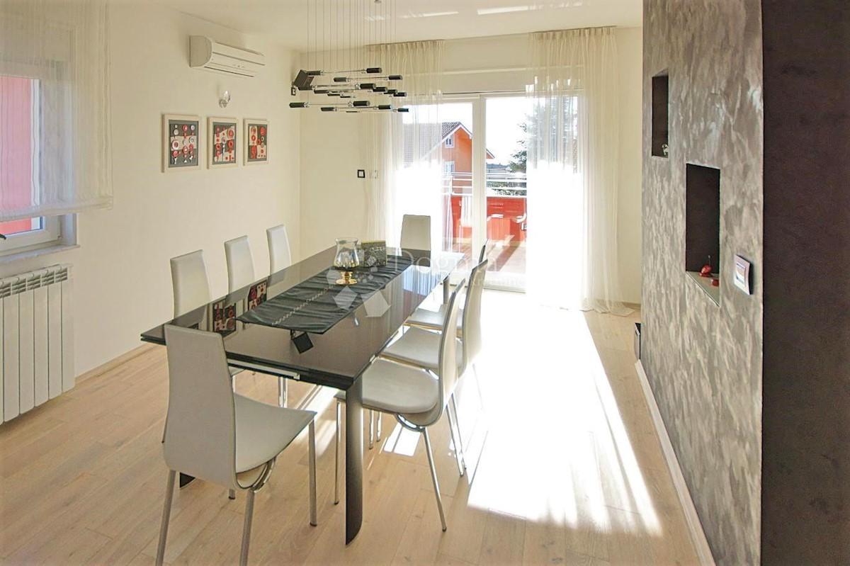 Stanovanje Drenova, Rijeka, 215m2