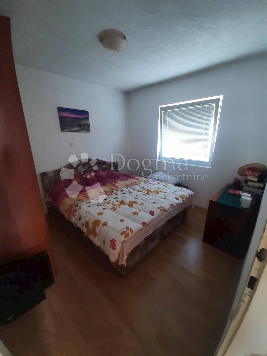 Hiša Gornji Karin, Obrovac, 150m2