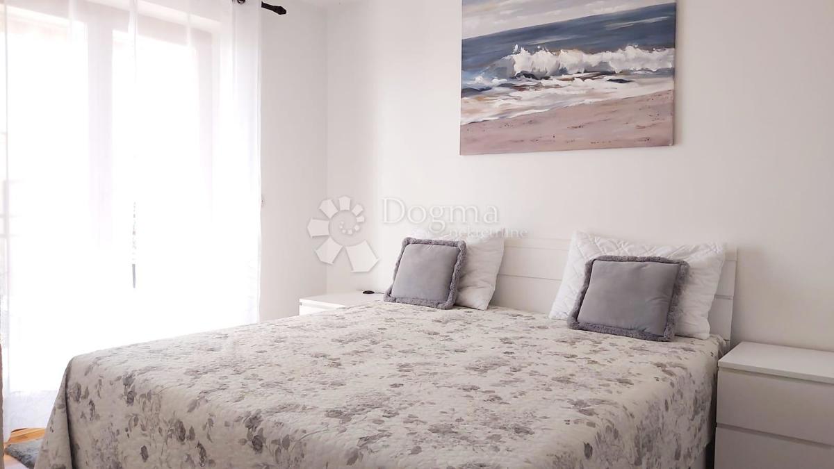Rabac, apartma z odprtim pogledom na morje 43,67m2